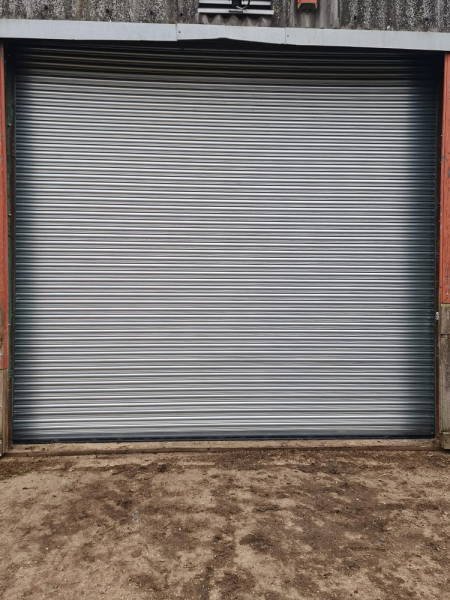 external-roller-shutter-doors-commercial-19
