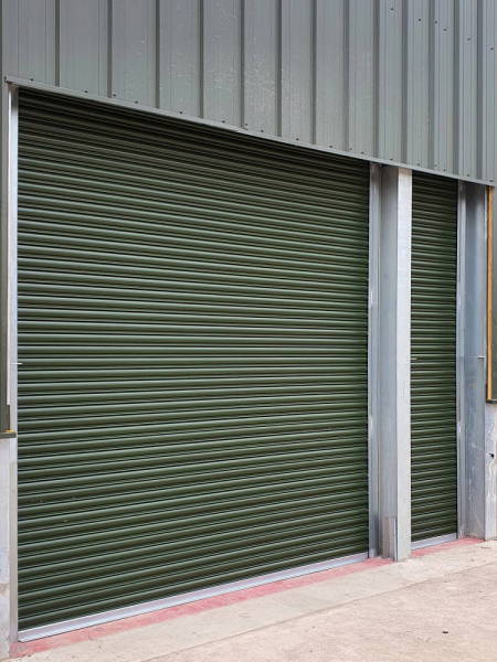 external-roller-shutter-doors-commercial-23