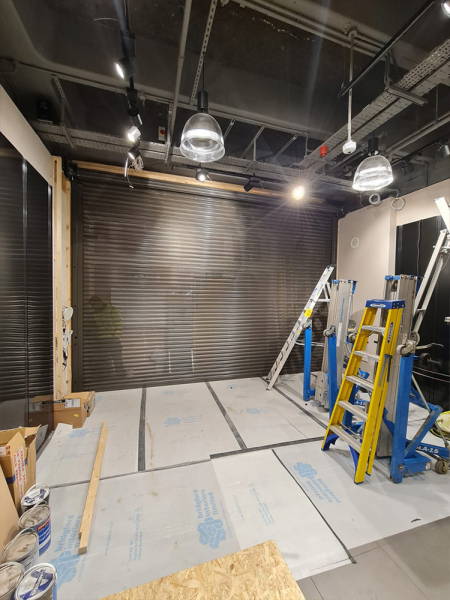 internal-roller-shutter-doors-commercial-10