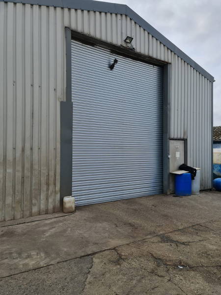 roller-shutter-doors-commercial-12